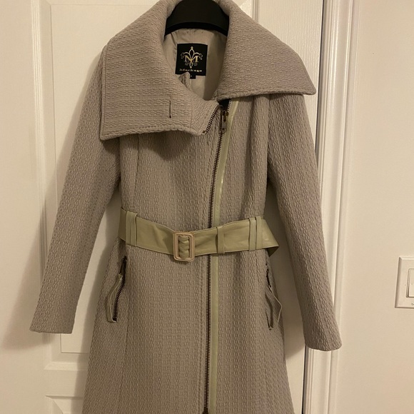 Mackage jacket - Picture 2 of 7